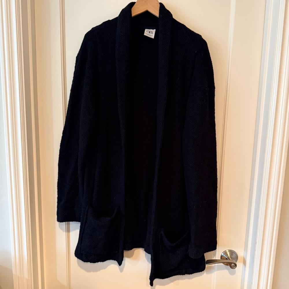 Zara Men’s Black Open Front Cardigan - Size XL